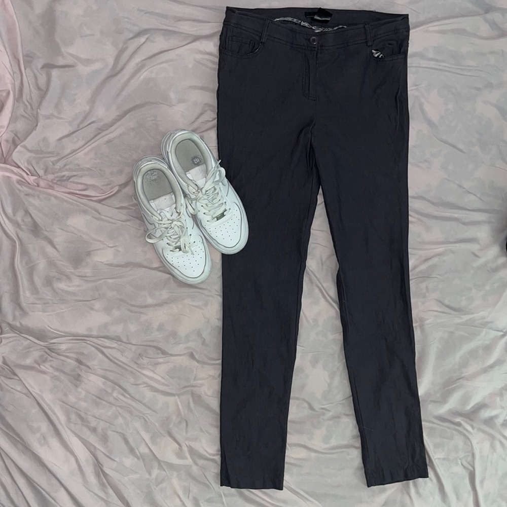 Gray Skinny Jeans ( Stretch )